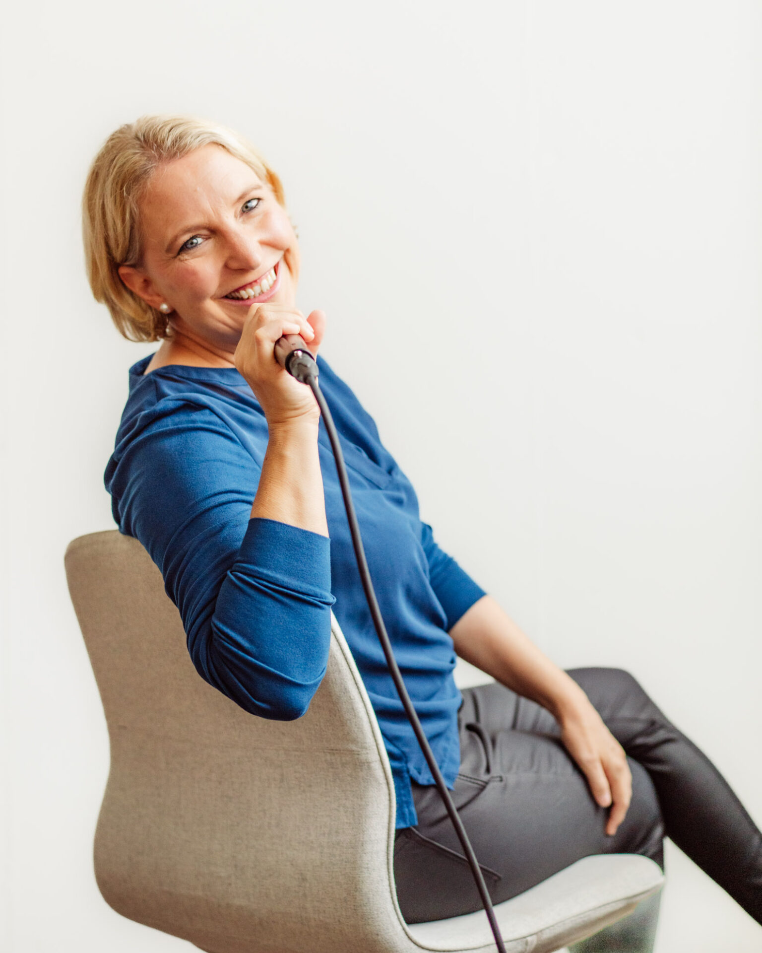 Karin Grimm, Sprecherin aus Zürich Karin Grimm, Sprecherin aus Zürich